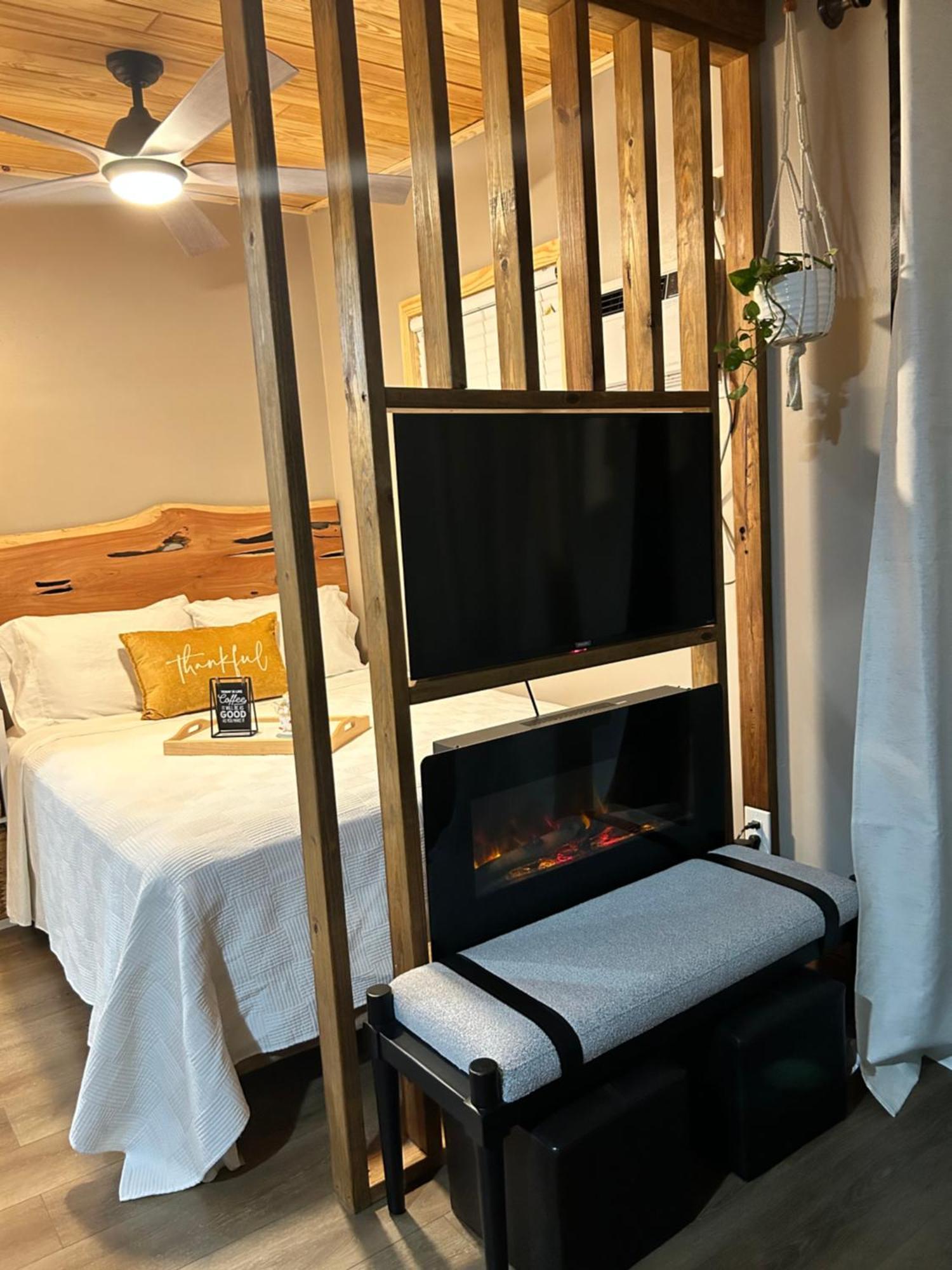 Sweet Tiny Cabin Tampa Ngoại thất bức ảnh